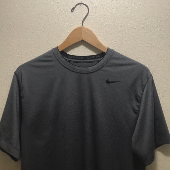Large Gray Nike Fitness Compression - Picture 1 of 1